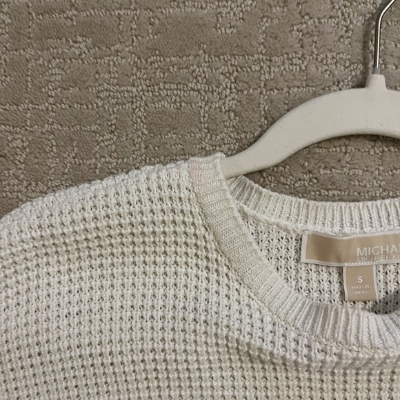 Michael Kors women’s Cream Sweater with Fringe Hem. Size S - Picture 4 of 4